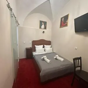 Datri Petite 8 Apartment